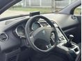 PEUGEOT 5008 2012/7 - 8