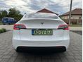 TESLA MODEL Y 2021/8 - 4