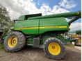 JOHN DEERE 2005 - 9