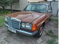 MERCEDES-BENZ W 123 1981/5 - 11