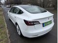 TESLA MODEL 3 2019/2 - 3