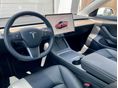 TESLA MODEL 3 2022/3 - 9