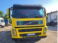 VOLVO 2003 - 9