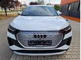 AUDI Q4 2021/12 - 2