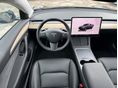 TESLA MODEL 3 2023/2 - 10