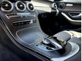 MERCEDES-BENZ C 300 2019/11 - 25