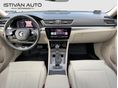 SKODA SUPERB 2021/3 - 4