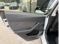 TESLA MODEL Y 2022/3 - 14
