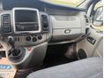 RENAULT TRAFIC 2011/10 - 9