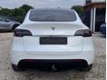 TESLA MODEL Y 2023/3 - 5