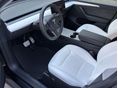 TESLA MODEL Y 2024/3 - 10