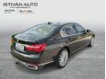 BMW 730 2018/7 - 2