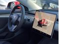 TESLA MODEL 3 2022/12 - 17