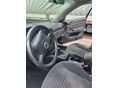 VOLKSWAGEN PASSAT 2001/8 - 9
