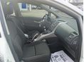 TOYOTA AURIS 2007/10 - 9