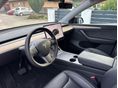 TESLA MODEL Y 2023/2 - 9