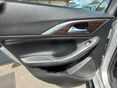INFINITI Q30 2016/5 - 17