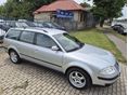 VOLKSWAGEN PASSAT 2001/5 - 8