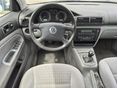 VOLKSWAGEN PASSAT 2001/5 - 11