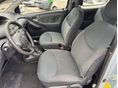 TOYOTA YARIS 2005 - 13