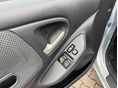 TOYOTA YARIS 2005 - 17