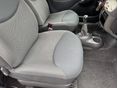 TOYOTA YARIS 2005 - 19