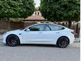 TESLA MODEL 3 2022/9 - 4