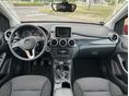 MERCEDES-BENZ B 200 2013/6 - 8