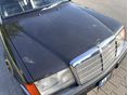 MERCEDES-BENZ CE-OSZTÁLY 1989/6 - 2