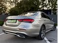 MERCEDES-BENZ E 300 2021/9 - 6