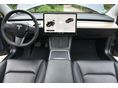TESLA MODEL 3 2022/3 - 7