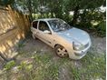 RENAULT CLIO 2001 - 5