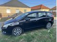 PEUGEOT 5008 1.6 HDi Confort