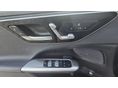 MERCEDES-BENZ C 300 2024/3 - 10