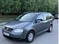 VOLKSWAGEN TOURAN 2005 - 4