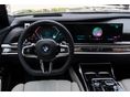 BMW 740 2025/10 - 7