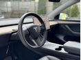 TESLA MODEL Y 2022/2 - 5