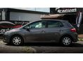 TOYOTA AURIS 2012/10 - 3