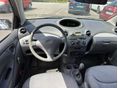 TOYOTA YARIS 2001 - 3