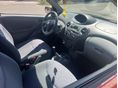 TOYOTA YARIS 2002/12 - 6