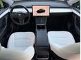 TESLA MODEL Y 2022/9 - 6
