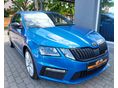 SKODA OCTAVIA Combi 2.0 CR TDI RS DSG GYÁRI FÉNYEZÉS. VEZETETT SZERVIZKÖNYV. ADAPTÍV LED ÉS TEMPOMAT!