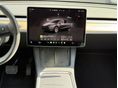 TESLA MODEL Y 2022/6 - 14
