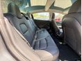 TESLA MODEL 3 2022/9 - 25