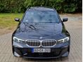 BMW 330 2024/10 - 5