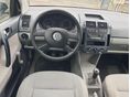 VOLKSWAGEN POLO 2003/8 - 10
