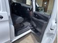 MERCEDES-BENZ VITO 2022/2 - 11