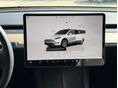TESLA MODEL Y 2022/3 - 22