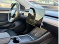 TESLA MODEL 3 2022/3 - 13