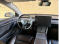 TESLA MODEL 3 2022/6 - 10